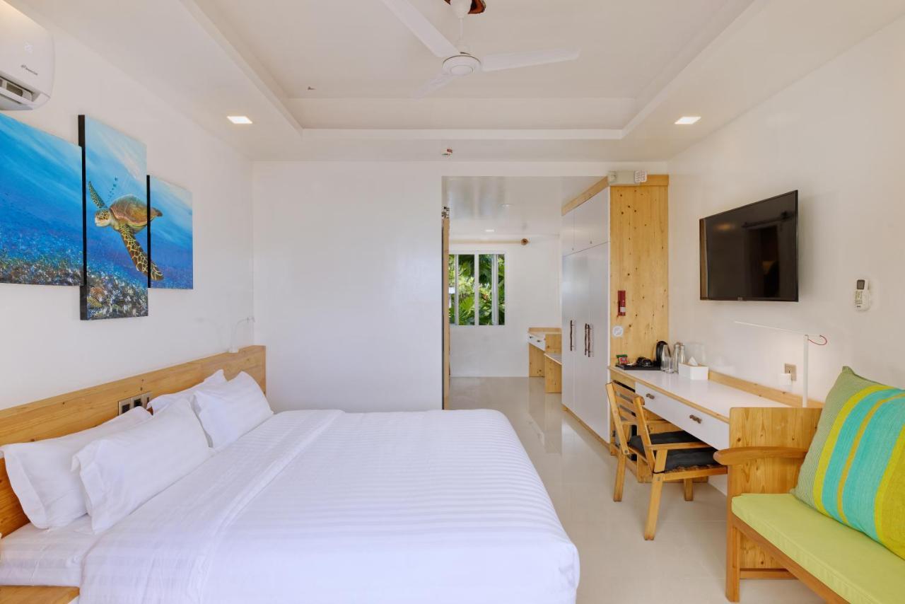 פלידהו Luau Beach Inn, Maldives מראה חיצוני תמונה
