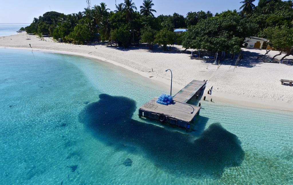 פלידהו Luau Beach Inn, Maldives מראה חיצוני תמונה