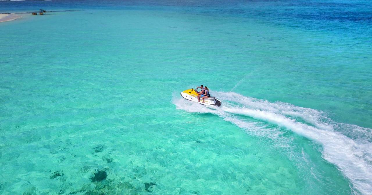 פלידהו Luau Beach Inn, Maldives מראה חיצוני תמונה